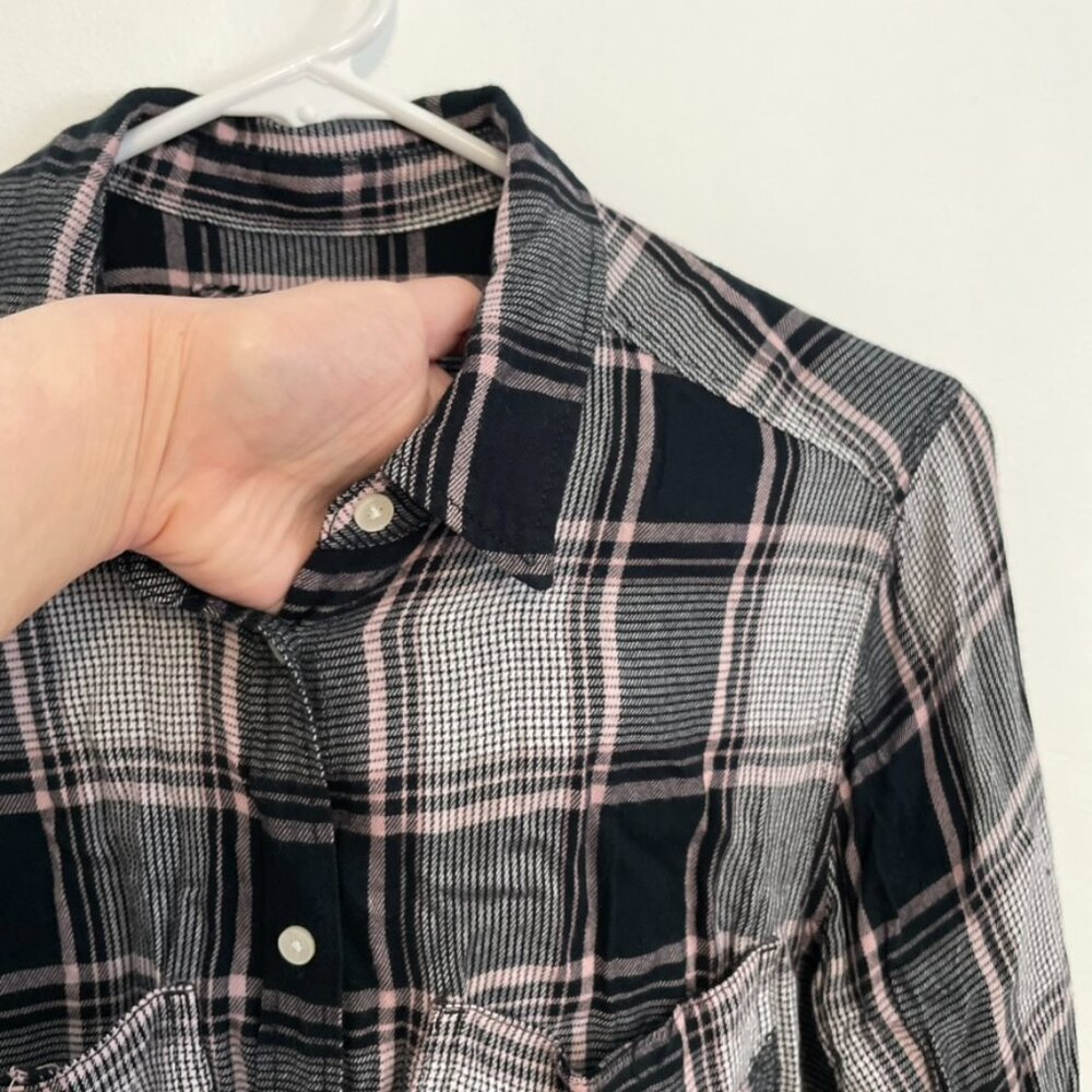 EXPRESS Patch Pocket Plaid Boyfriend Shirt Black White Flannel Button Down Tunic - Picture 6 of 16
